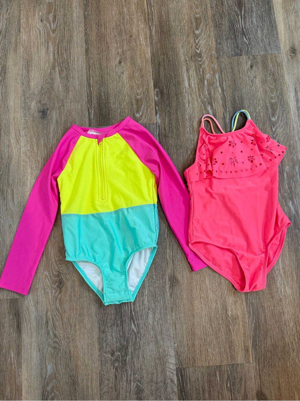Cat & Jack Swimsuit and Rashguard Set 5T